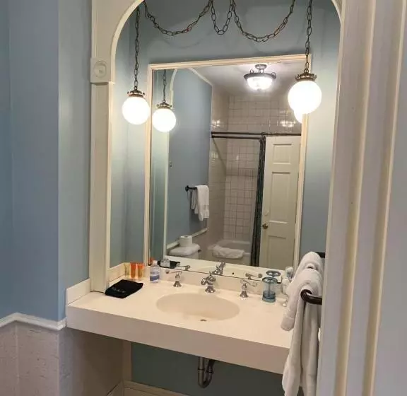 Aamiaismajoitus (B&B) Chester Inn