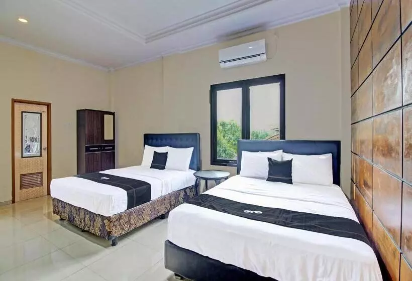 ホテル Collection O 91666 Meyli Guesthouse