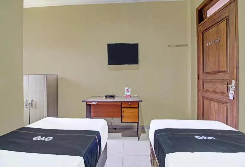 ホテル Collection O 91666 Meyli Guesthouse