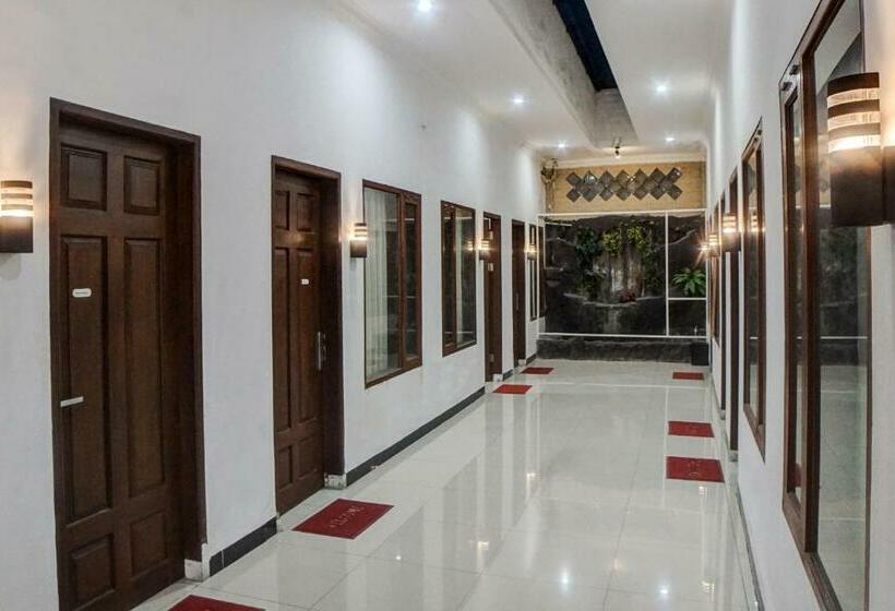 ホテル Jr Residence Syariah Near Jalan Setiabudi Medan Redpartner