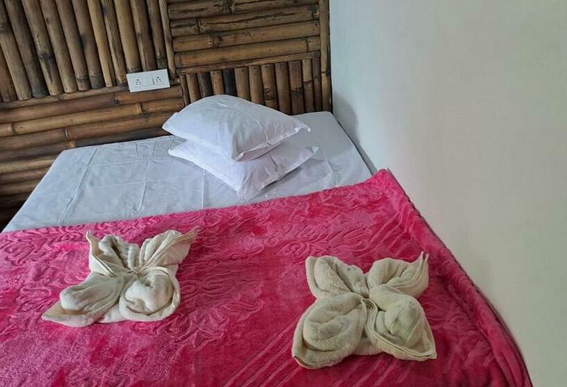 فندق Kasturi Farmstay By Stayapart