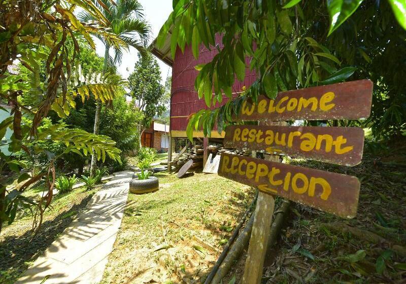 בית מלון כפרי Oyo 90630 Mat Leon Village