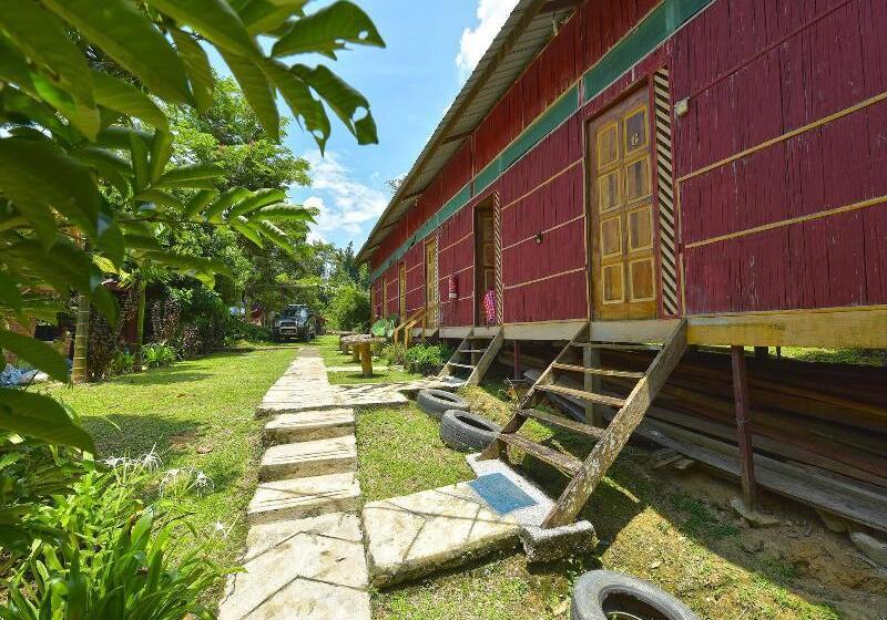 בית מלון כפרי Oyo 90630 Mat Leon Village