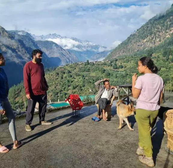 ペンション High Spirits Homestay And Cafe, Matuera Village, Parvati Valley