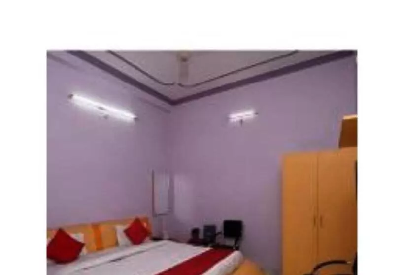 هتل Chaitdeep Palace, Gorakhpur