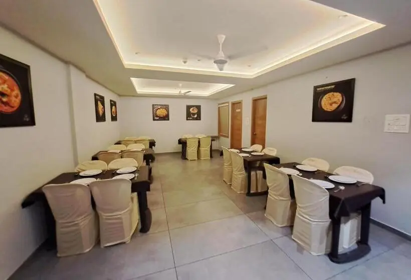 Hotel Om