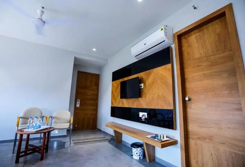 Hotel Om