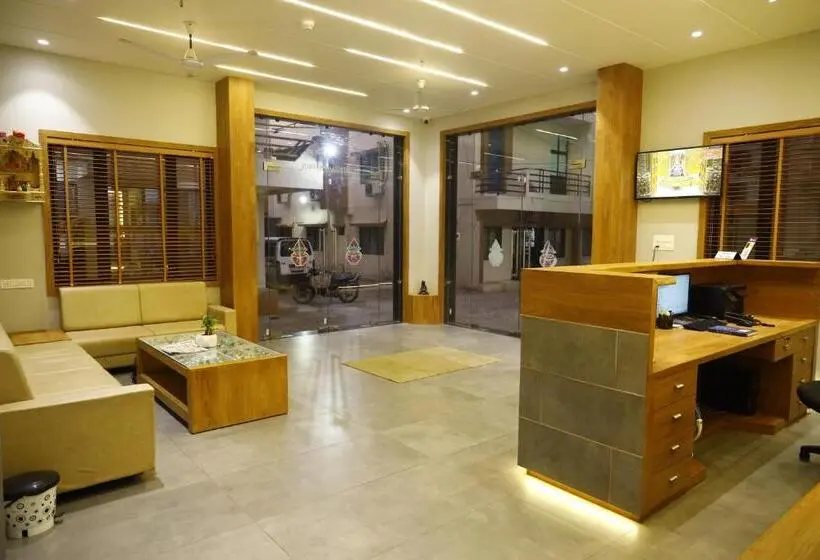Hotel Om