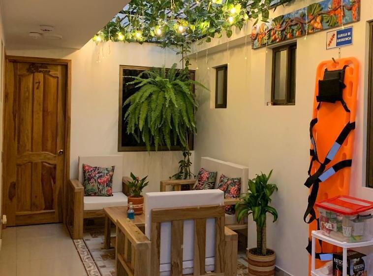 Pension Famy Hostal Nardo S