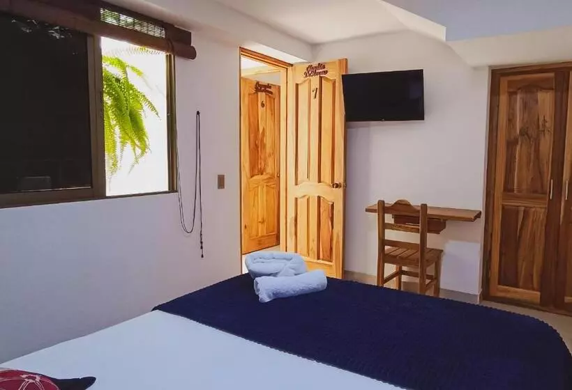 ペンション Famy Hostal Nardo S