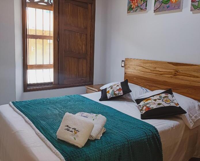 Pension Famy Hostal Nardo S