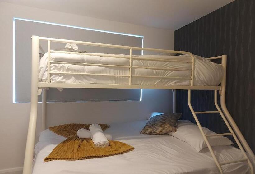 پانسیون Tribeca Stay