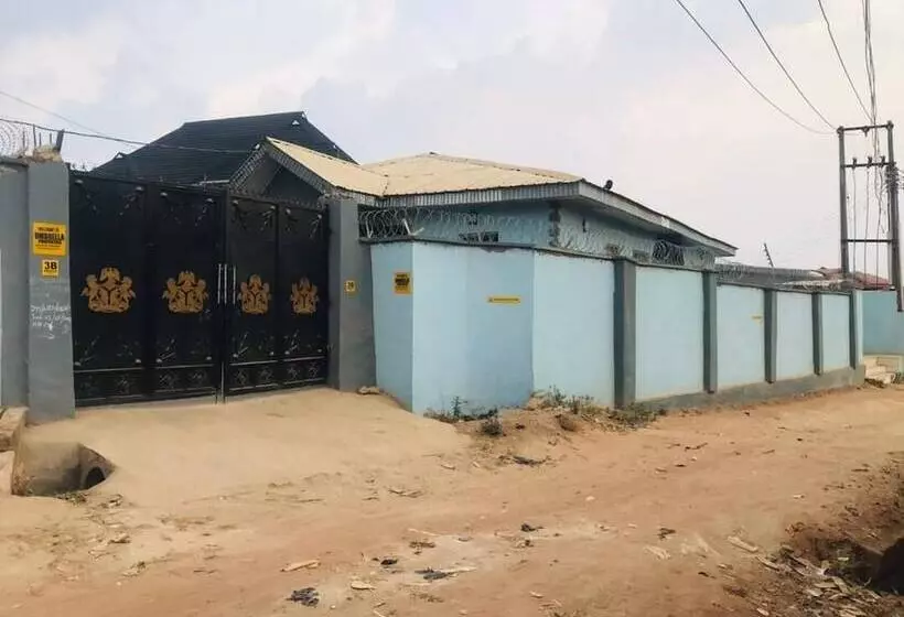 پانسیون Umbrella Properties Eleyele Ibadan