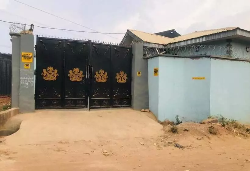 پانسیون Umbrella Properties Eleyele Ibadan
