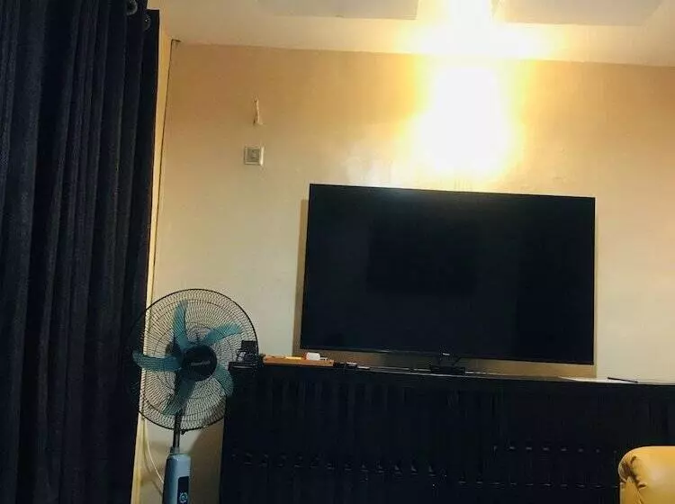پانسیون Umbrella Properties Eleyele Ibadan