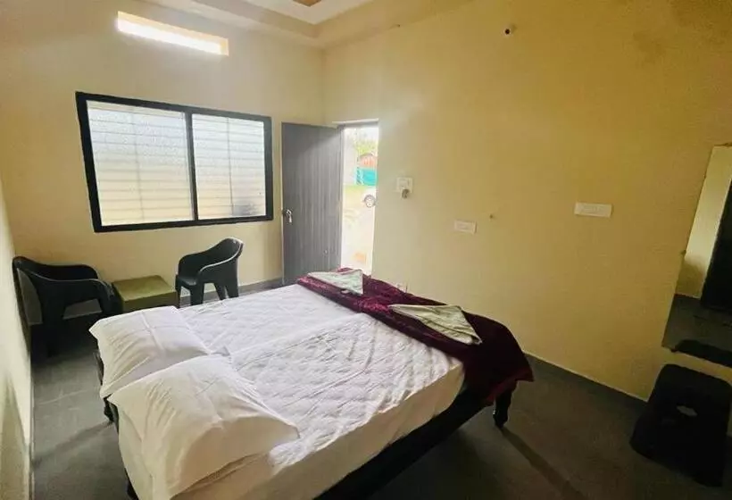 ホテル Greenstone Resort Hampi