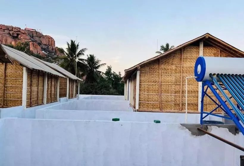 ホテル Greenstone Resort Hampi