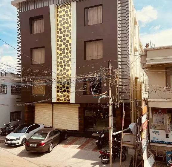 Hotelli Nandha Grande