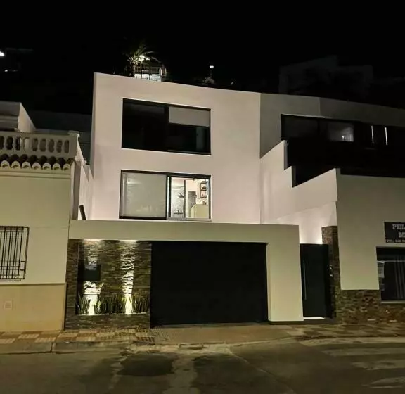 Victoria Loft