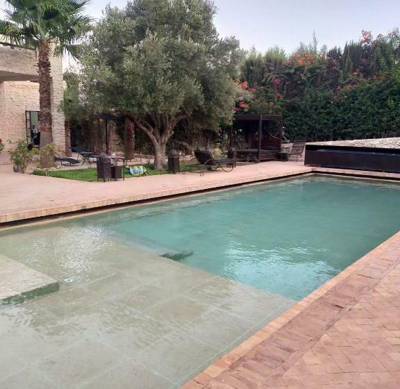 مبيت وإفطار Jolies Chambres D Hôte Au Riad Dharma