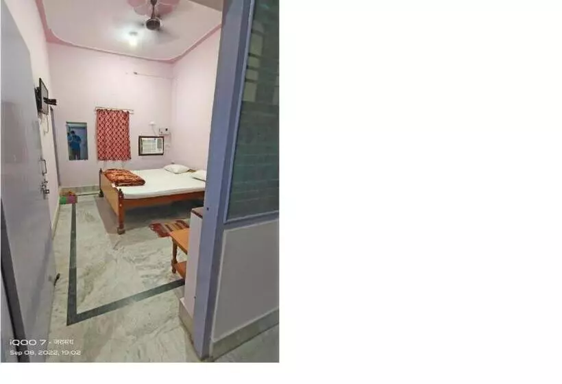 Hotelli Jarasandh Lodge, Sasaram