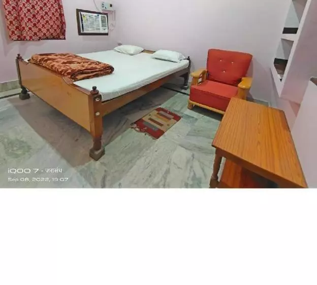 Hotelli Jarasandh Lodge, Sasaram