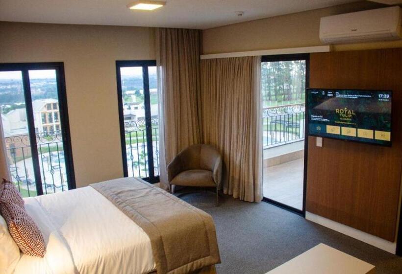 ホテル Royal Tulip Holambra