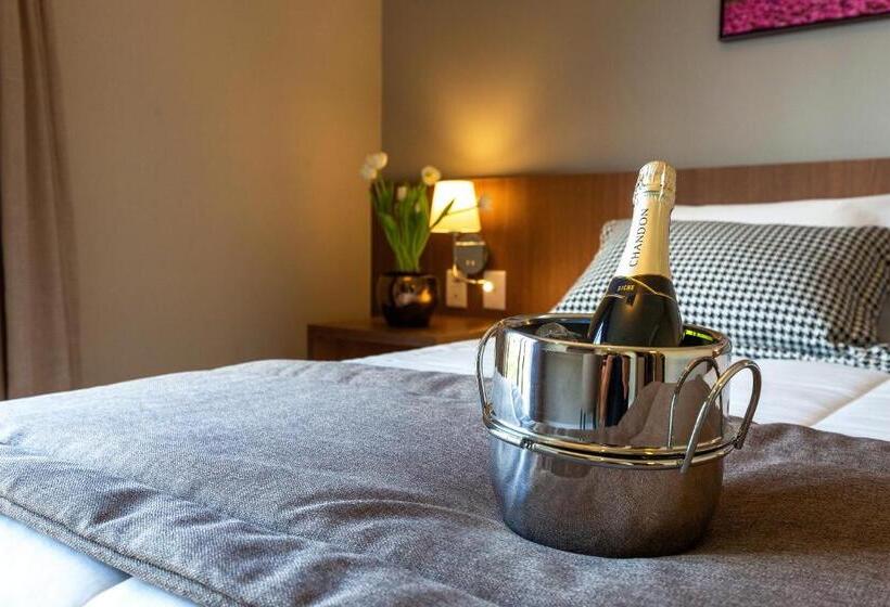 ホテル Royal Tulip Holambra