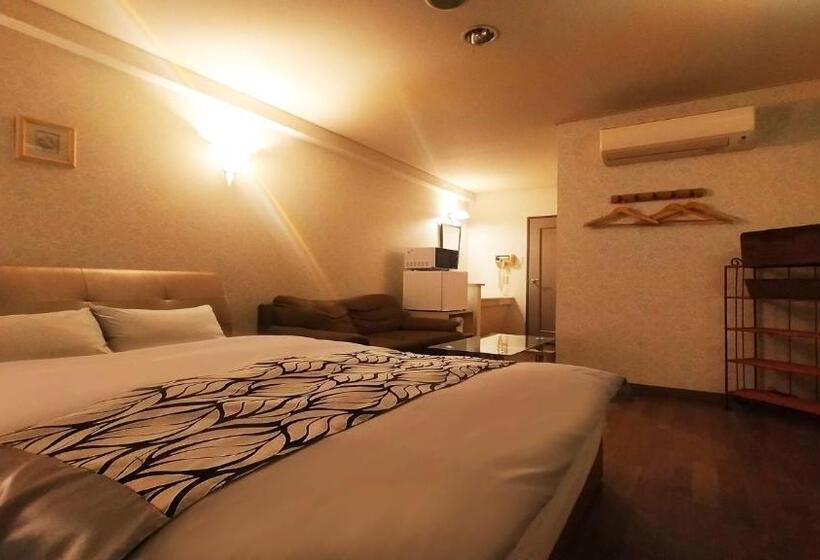 هتل Wave大人専用