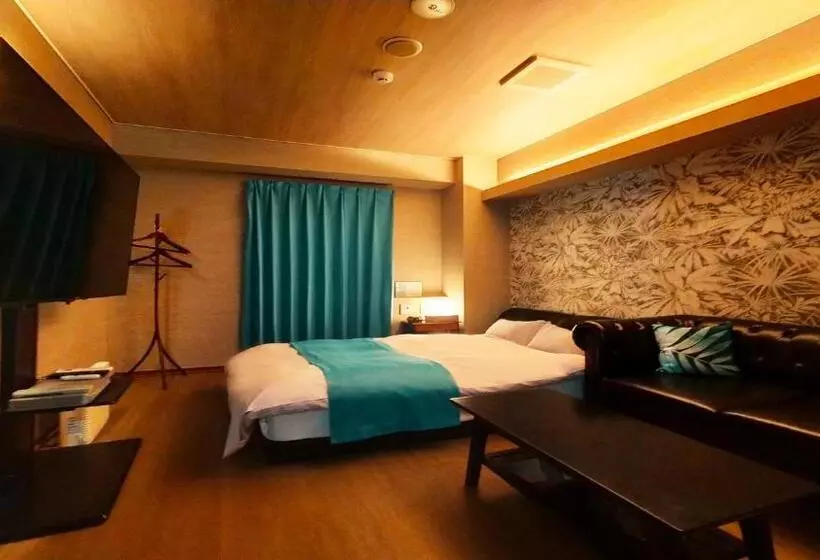 هتل Wave大人専用