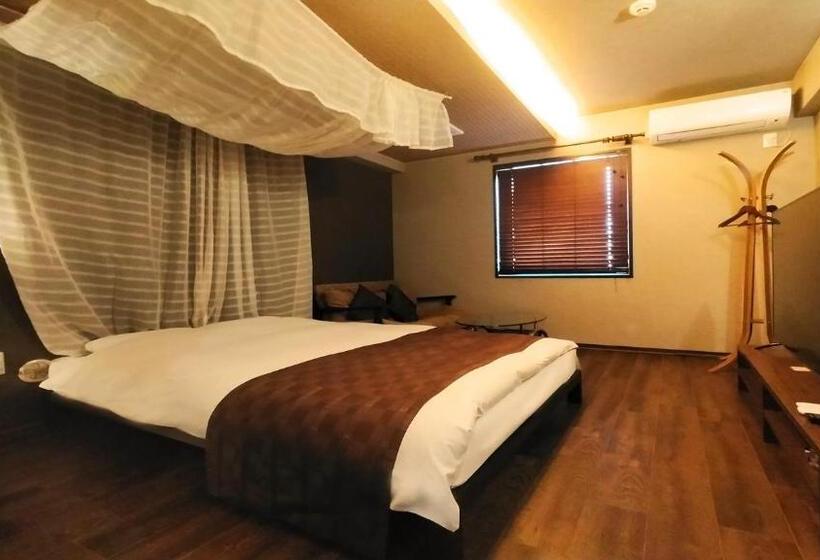 هتل Wave大人専用