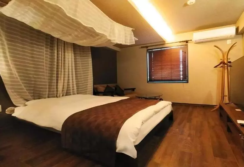 هتل Wave大人専用