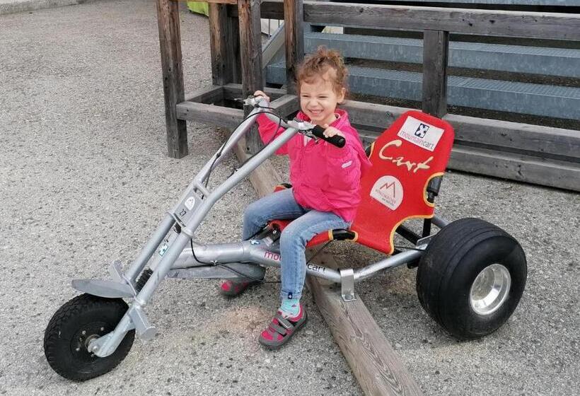 Aamiaismajoitus (B&B) Wald Panorama Zimmer