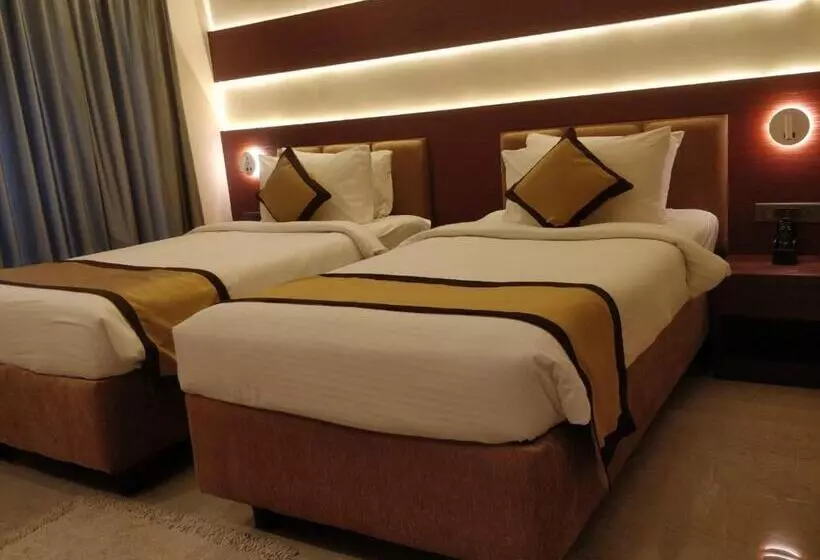 Hotelli Golden Retreat