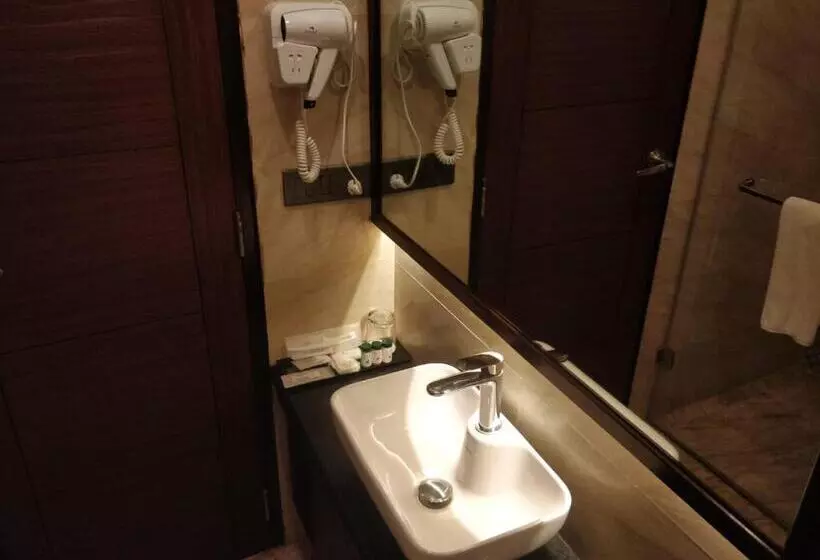 Hotelli Golden Retreat