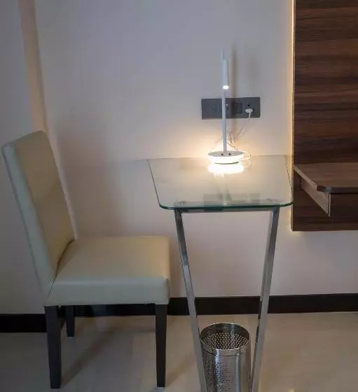 Hotelli Golden Retreat