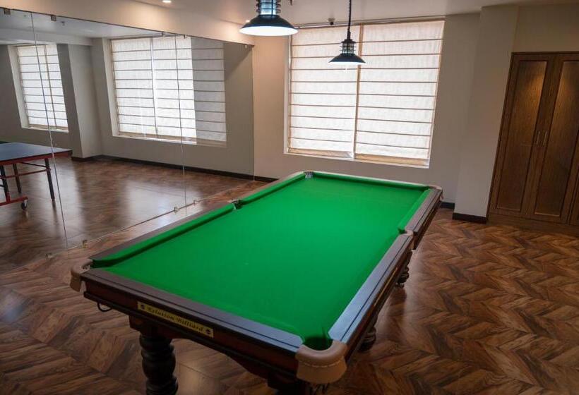 בית מלון כפרי Golden Retreat