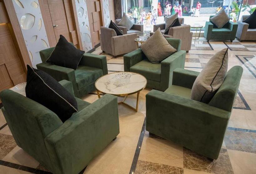 בית מלון כפרי Golden Retreat