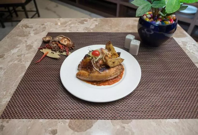 Hotelli Golden Retreat