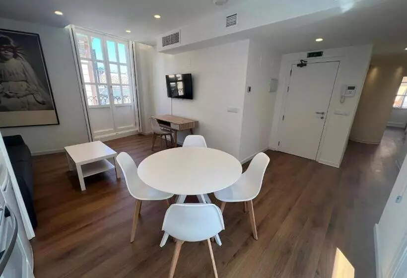 Old Town Flats Casa Del Bisbe