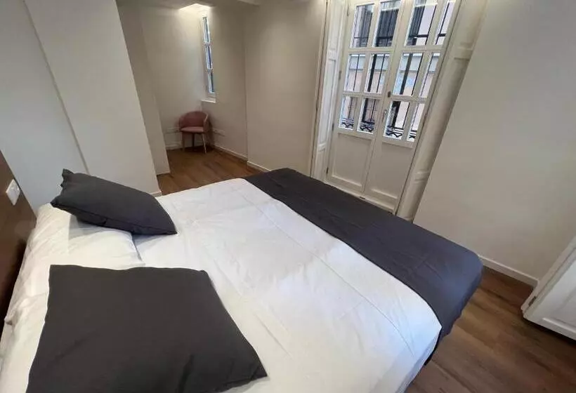 Old Town Flats Casa Del Bisbe