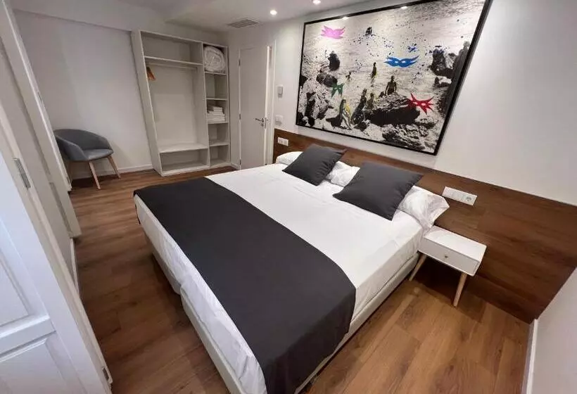 Old Town Flats Casa Del Bisbe