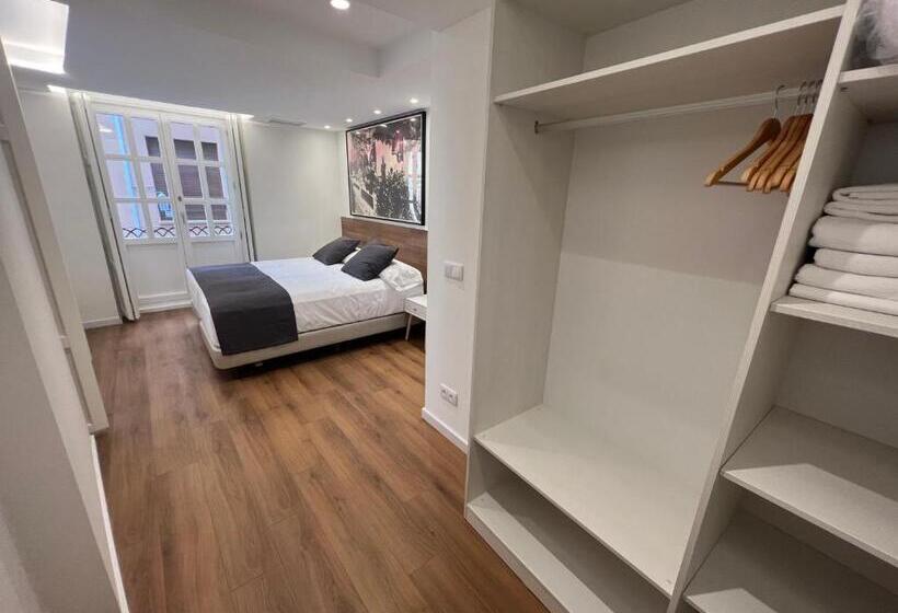 Old Town Flats Casa Del Bisbe