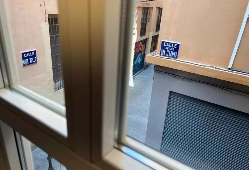 Old Town Flats Casa Del Bisbe