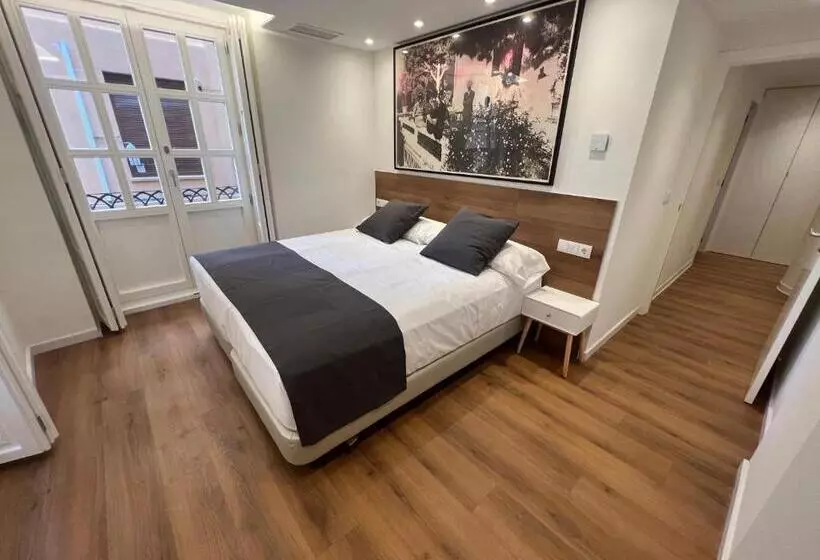 Old Town Flats Casa Del Bisbe