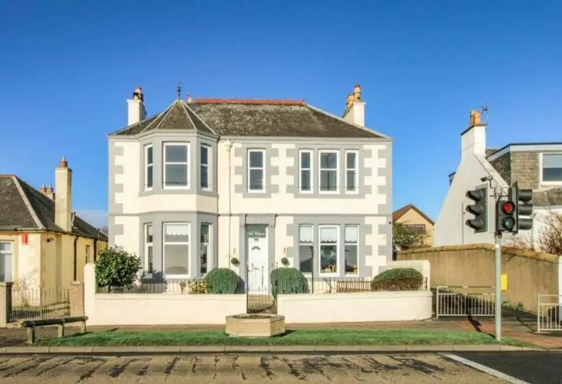 پانسیون The Cairns Leven Fife