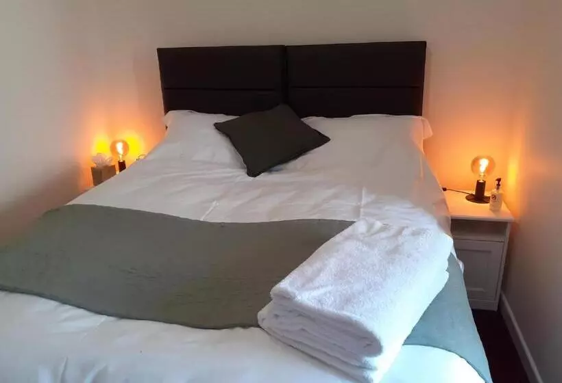 Majatalo The Ivy Barn Holbeton