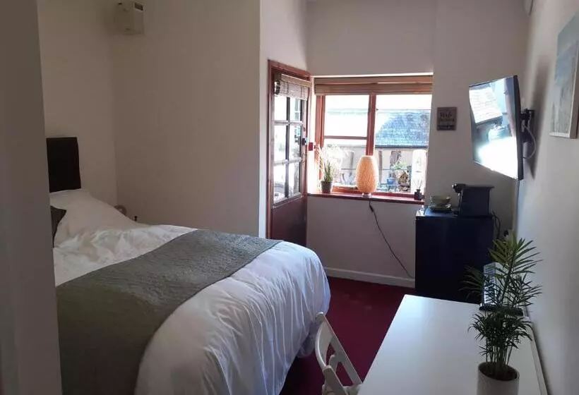 Majatalo The Ivy Barn Holbeton