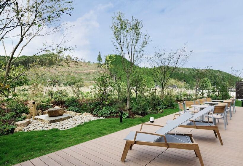 فندق Fairfield By Marriott Okayama Hiruzen Highland