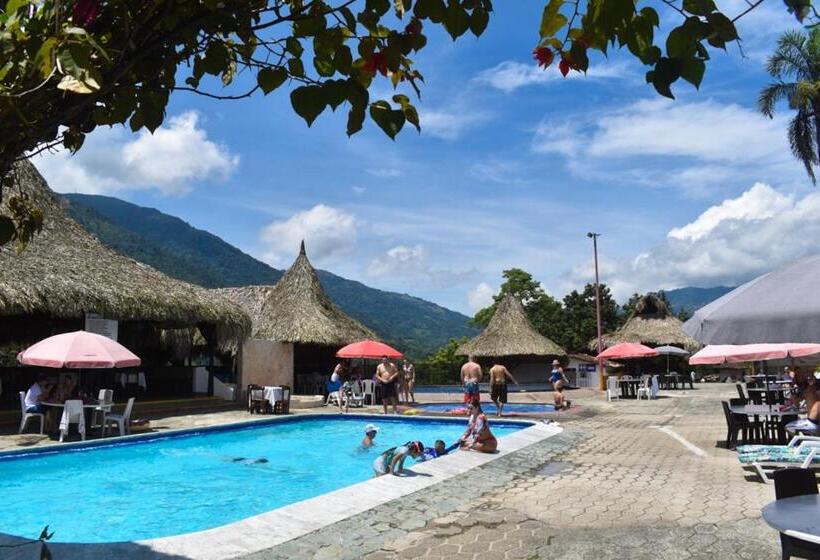 ホテル Hacienda La Bonita